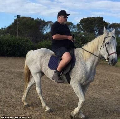 kingkyle's tweet image. #farmbitch