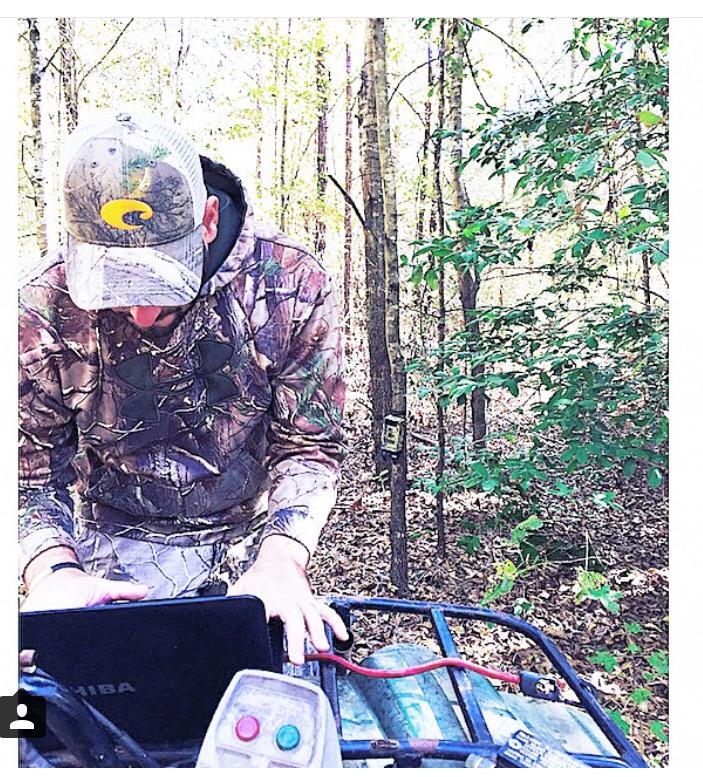 HuntsofHarrell's tweet photo. Who else has been busy getting their land prepped for deer season? #hunting #archery #bowseason #comeheredeer http://t.co/xCabTsD728