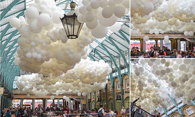 Музей воздушных шаров в санкт петербурге. Инсталляции из воздушных шаров. Инсталляция из больших шаров. Инсталляция с шариками. Инсталляция воздушный шар.