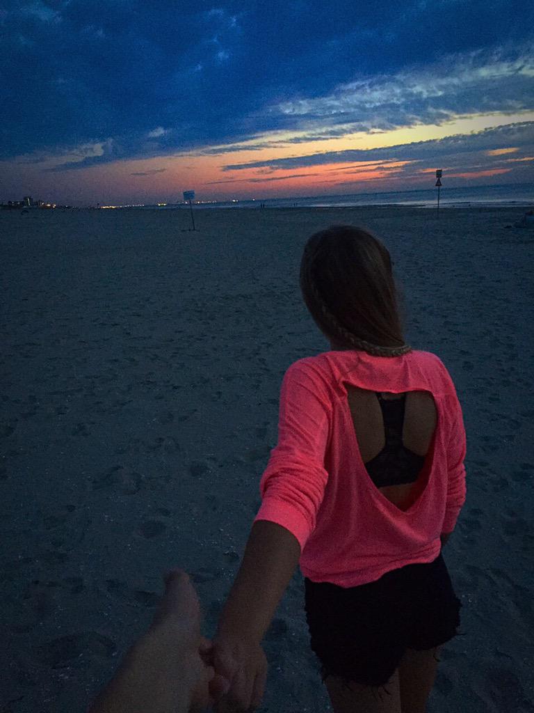 mxxtx's tweet image. Throwing it back to Amsterdam and the beach and the fact that I'll be back there in 2 weeks 😍❤️