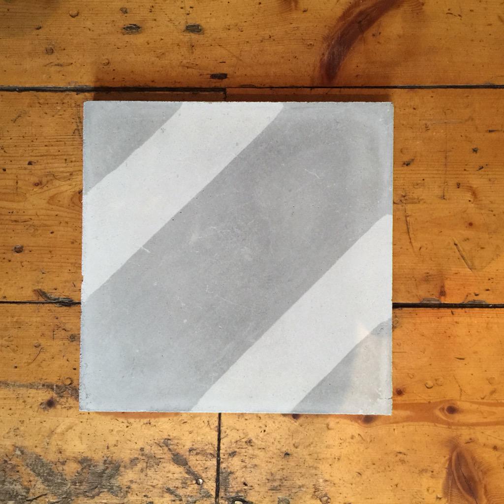 Chela Tiles (@pureencaustic) on Twitter photo 
