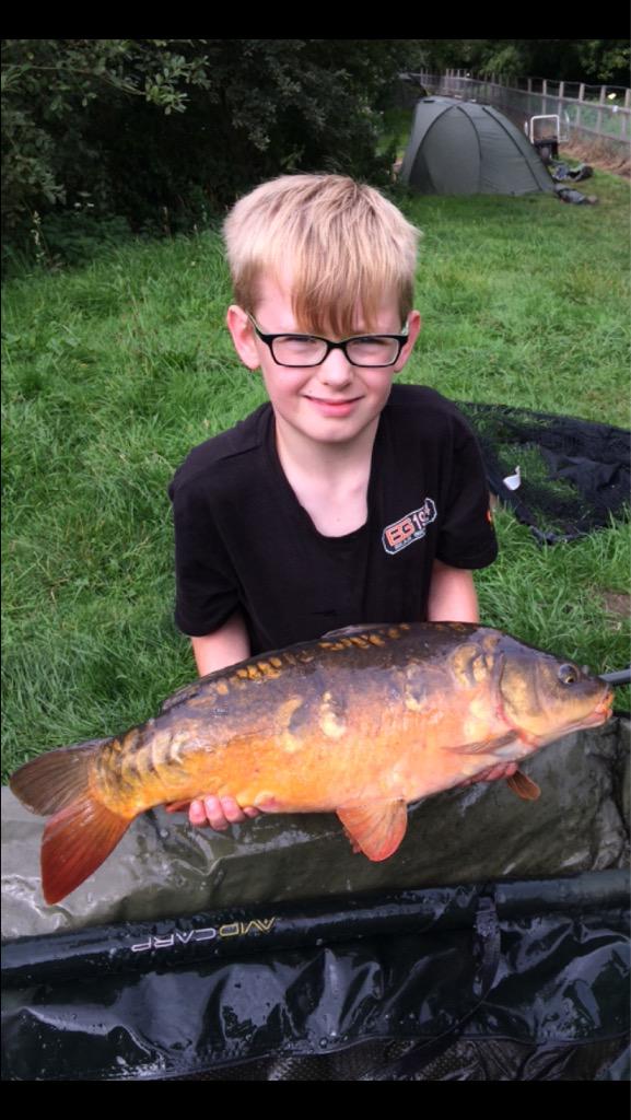 Alfie Howells with a stunning 10.8lb from Grove Lake <a href="/Taswood_lakes/">Taswood_lakes</a>