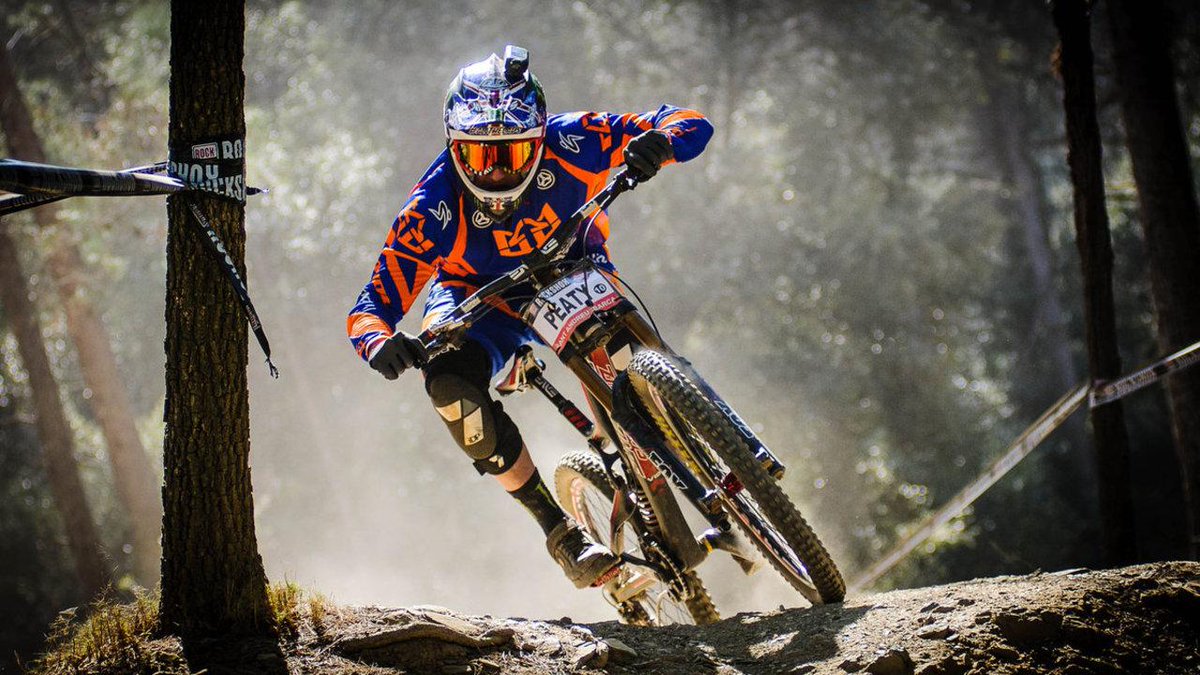 MBR's behind the scenes of Steve Peat’s return to World Cup racing in Val di Sole ow.ly/RnBIF