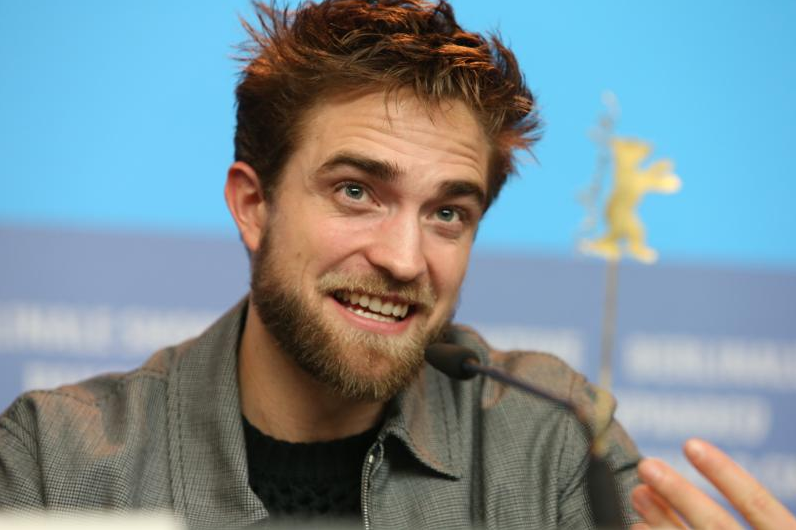 TheFilmStage's tweet photo. Robert Pattinson Will Head to Space For Claire Denis' Sci-Fi Drama http://t.co/ukBqCkmVfN http://t.co/CaqryROlvJ