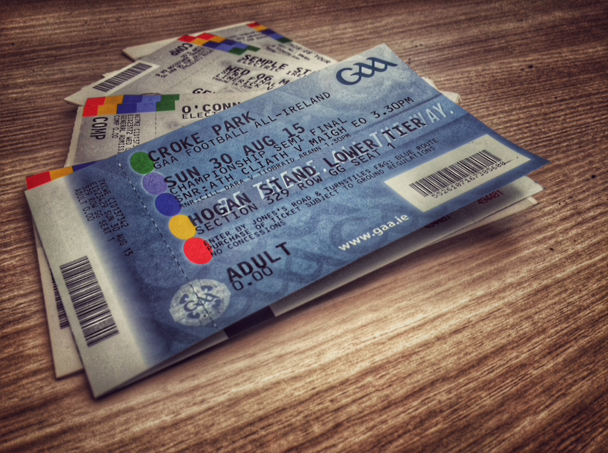ElectricIreland's tweet photo. We've 2tickets to give away for Sunday's Senior &amp; Minor Football SF in Croke Park! RT &amp; Follow to enter! #ThisIsMajor http://t.co/nyl8EE37hv