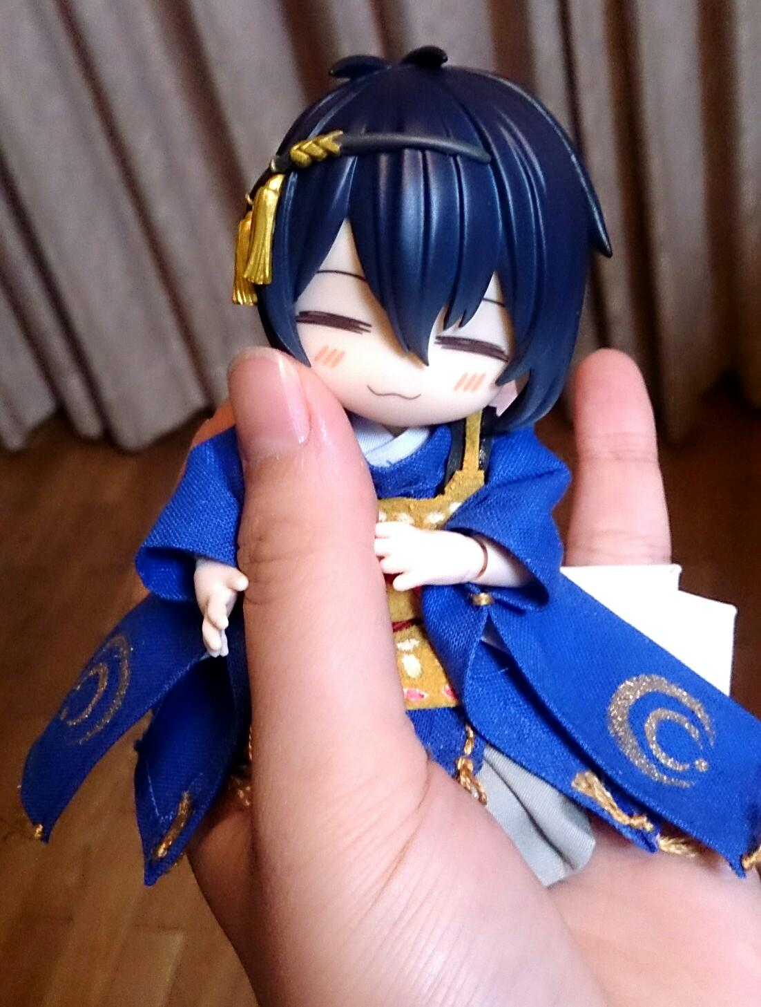 ねんどろいど どーる 三日月宗近 2体 ボディ 服などおまけ付き