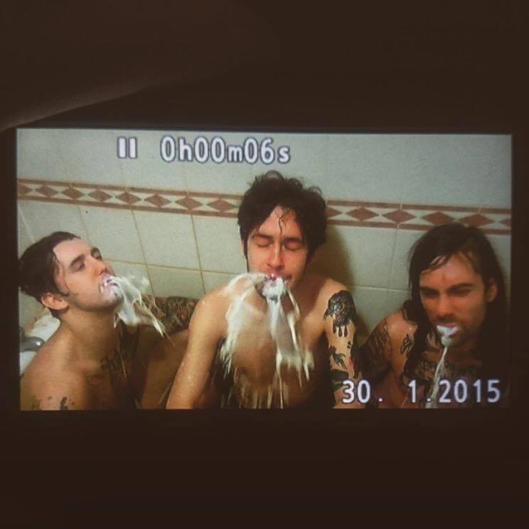 The Old Blue Last tweet media