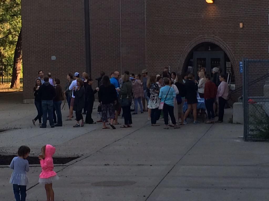 New families &amp; Kinder parents meeting for treats &amp; coffee @ Kenwood. Making connections!  #MPSed #edchat #ELLchat