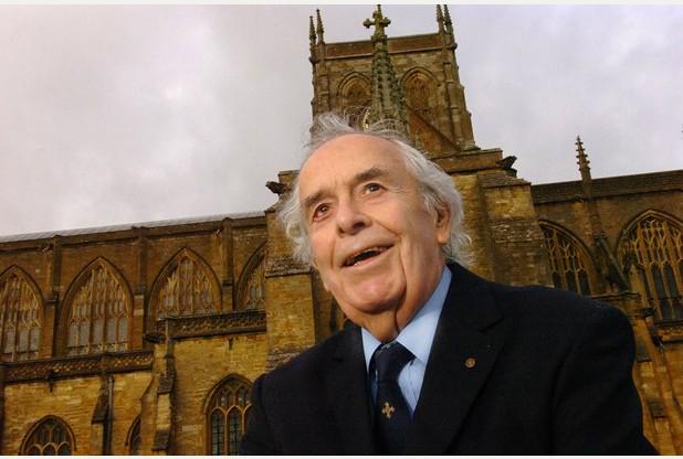 SomersetLive's tweet photo. Incredibly sad news - #Sherborne community stalwart Don Mildenhall has died http://t.co/0FtFBTG0M4 http://t.co/OSmL3Gv9x0
