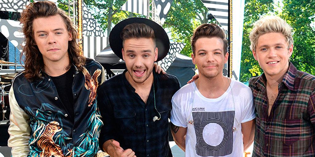 sugarscape's tweet photo. Sad about 1D's hiatus news? Don't worry, experts say it will help you 'grow up'. Can u not 😒 http://t.co/fatP9S7umS http://t.co/bVxoCy0yDL