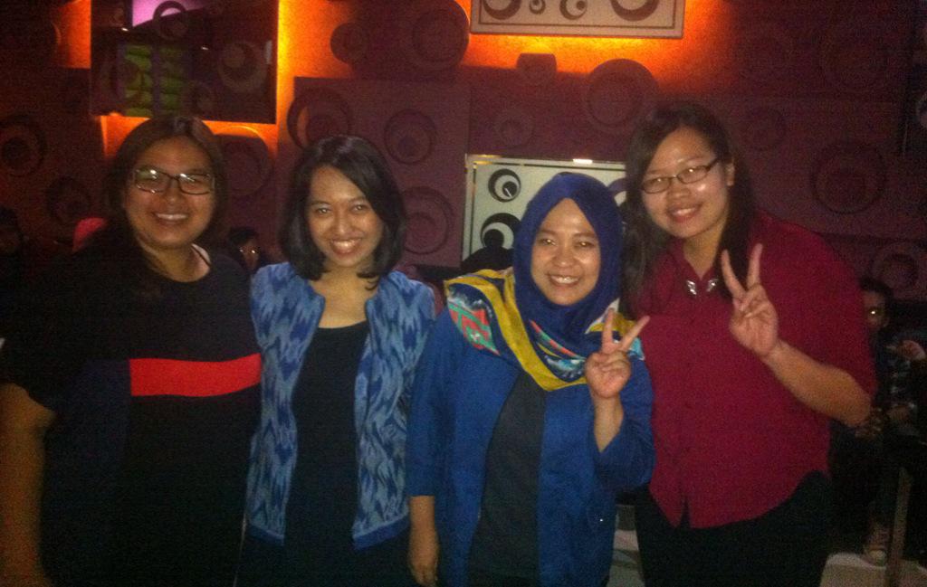 Finalis audisi ketiga #MavoiceS3 ini adalah Dhea dari Viva.co dan Wina dari majalahKartini.co.id