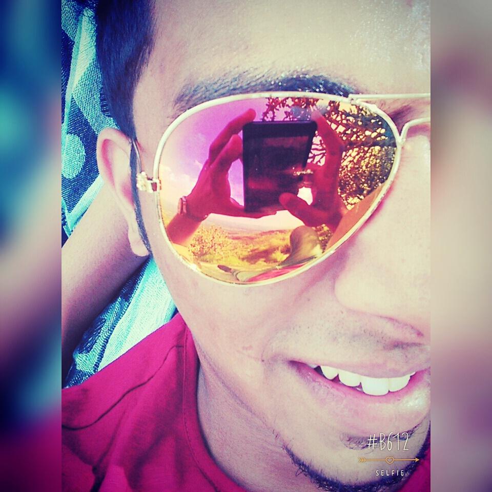 ziff_ran_07's tweet photo. Time is the coin of life. Only you can determine how it will be spent. 🌌👓😊 http://t.co/d3VwAp3Y45