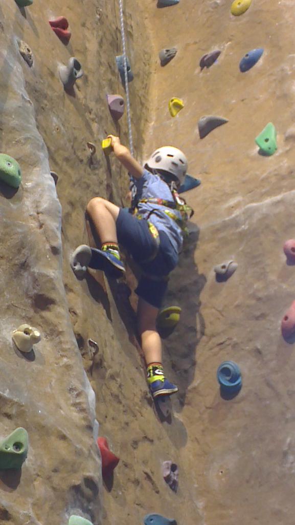 Kes1968's tweet photo. The little man was flying up the wall today...Great job Oscar http://t.co/U6n2vBcCAV
