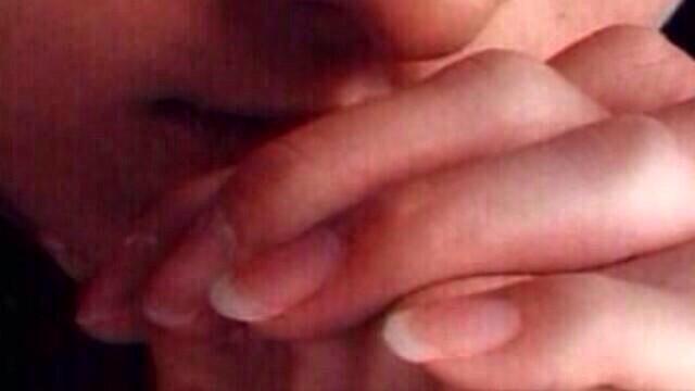 ショーウ 人差し指と中指の爪だけ短い大野智やばいよね意味深すぎて普通にやばいよね Http T Co Esrjkkgryt Twitter