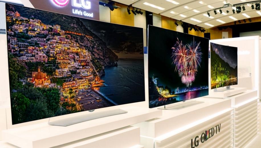 AVForums's tweet image. LG announce 4K HDR OLED TVs avforums.com/news/lg-announ… #IFA15 #UltraHD