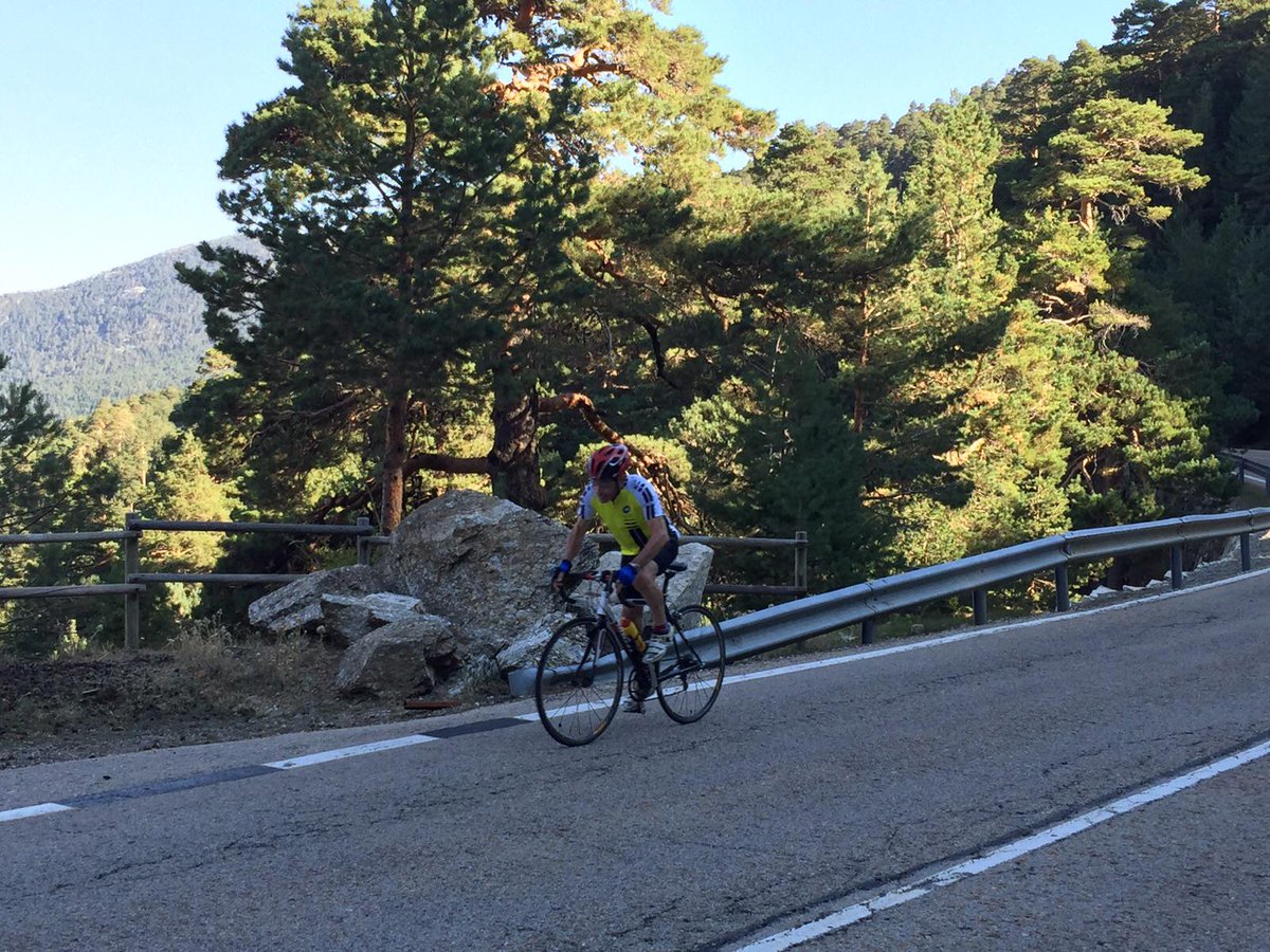 6 #consejos y beneficios de la #bicicleta de carretera según Carlos Soria--> ow.ly/RnQFP