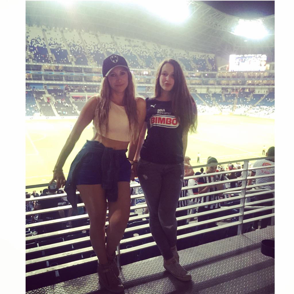venes2514's tweet photo. @Rayados #EstadioBBVABancomer #monterrey #rayadasdecorazon http://t.co/zVr5gX47hZ