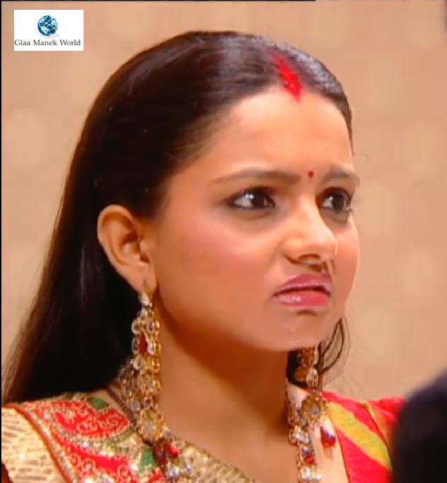 GiaaManekWorld's tweet photo. #Pic03 ~ #Episode1 @Giaa_Manek as Gopi bahu :) http://t.co/nQq1mil4X8