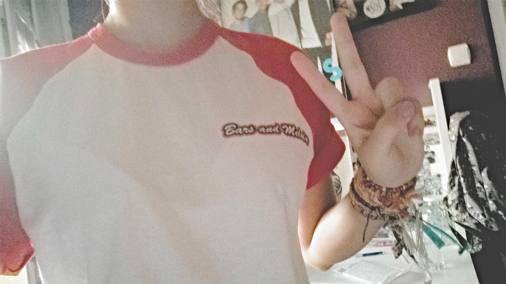 BAMhungary's tweet photo. Kedvenc pólóm 👑💕😊 http://t.co/6xWnUzY7zV
