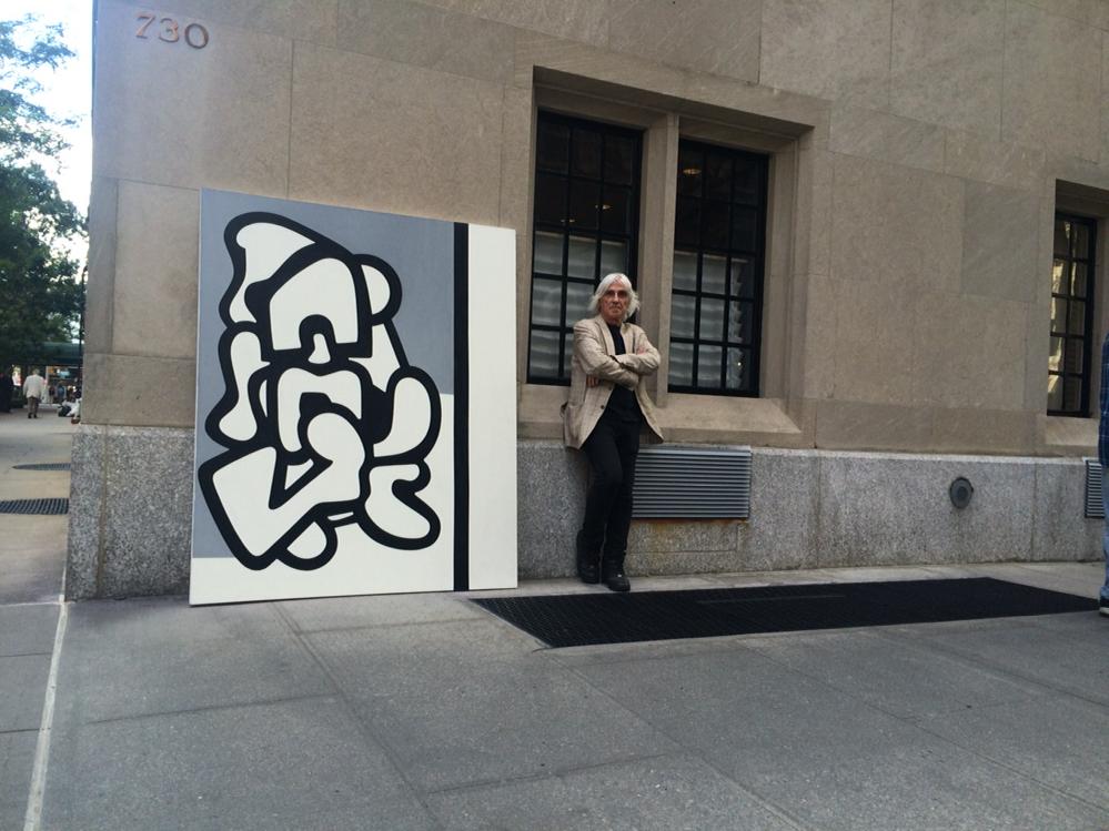 GingerOtis's tweet photo. Dog days of August in NYC. Just me, this guy and his art on the street. #nyc #cornergallery http://t.co/ul3sor0AV3