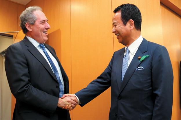 AmerQuarterly's tweet photo. Was the TPP a response to disengagement with the WTO? Jeffrey Schott explores | http://t.co/G4GO6crj6m #LatAmTrade http://t.co/4Gfy4N5KvN