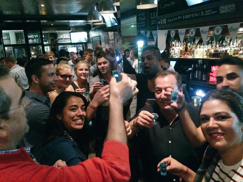 NewLondonPubs's tweet photo. PUBCRAWL!!!!Sleek, stylish and super cheap?hells yes!£3.00beers and FREESHOTS!#LoveLondon #londonislovinit #nightlife http://t.co/2jSPxgQlVm