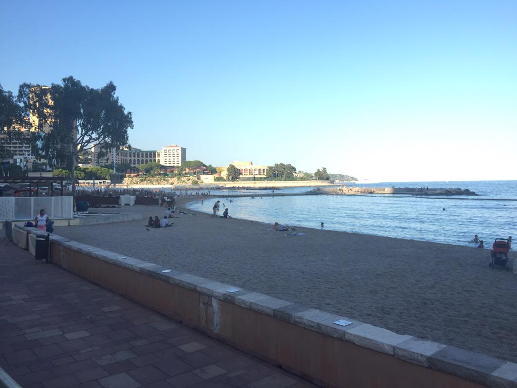 marianot19's tweet photo. #FDenVIVO desde el #ForoGrimaldi a un costado de las playas #monegascas @FOXDeportes http://t.co/EXoK58uj3F