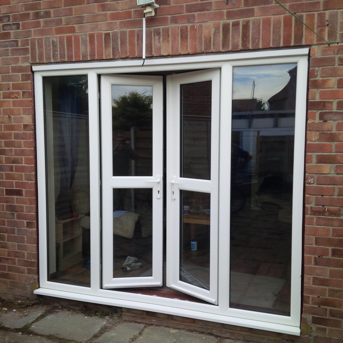 aandswindows tweet picture