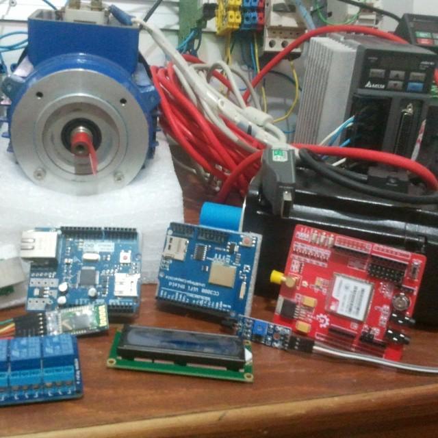 insta_arduino's tweet photo. http://t.co/iS1ZSVaiQx - برد آردینو
#آردینو #راسپری_پای #Arduino #PLC1 by mohammad_shaf… http://t.co/5eTSwpTBMS http://t.co/EZvCiJvTrA