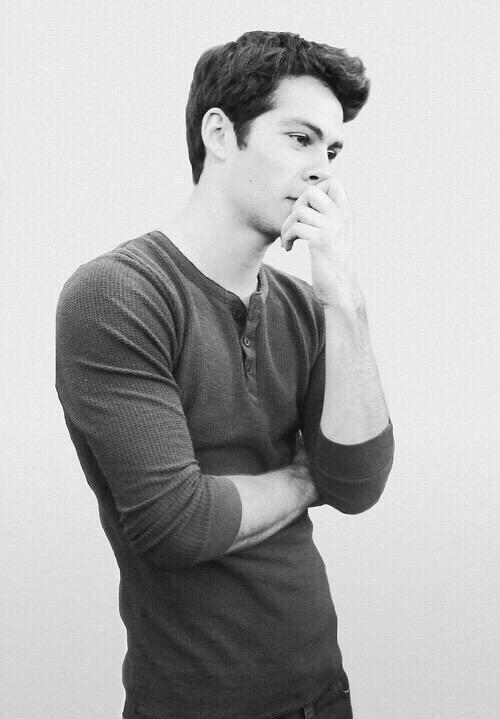 Happy birthday Dylan O\Brien 