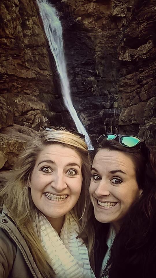 BFF roadtrip #meiringspoort #longweekend  #funnyfaces #bigsmiles <a href="/MoniqueVs/">Monique van Straaten</a>