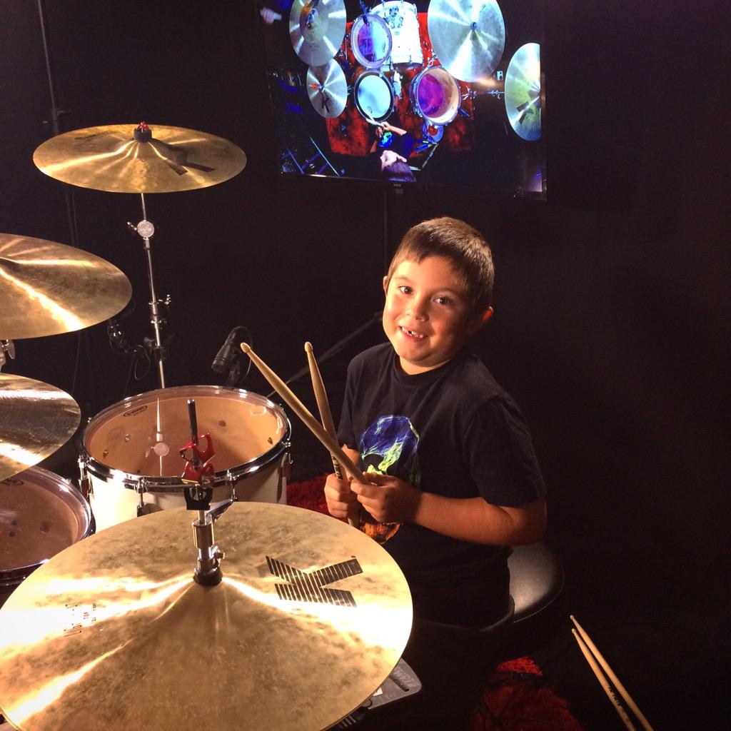 180drums's tweet photo. ⭕// Hanging with Ryder today. :) #BeginnerDrumLessons Start your Free Trial on http://t.co/9Klwzqe50v http://t.co/tclt0AahYa