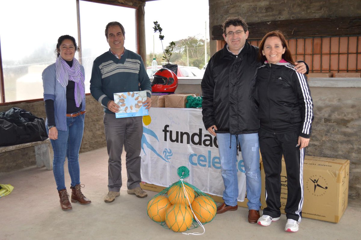 ¡Comenzamos a distribuir las pelotas indestructibles!: fundacionceleste.org.uy/2015/08/comenz…