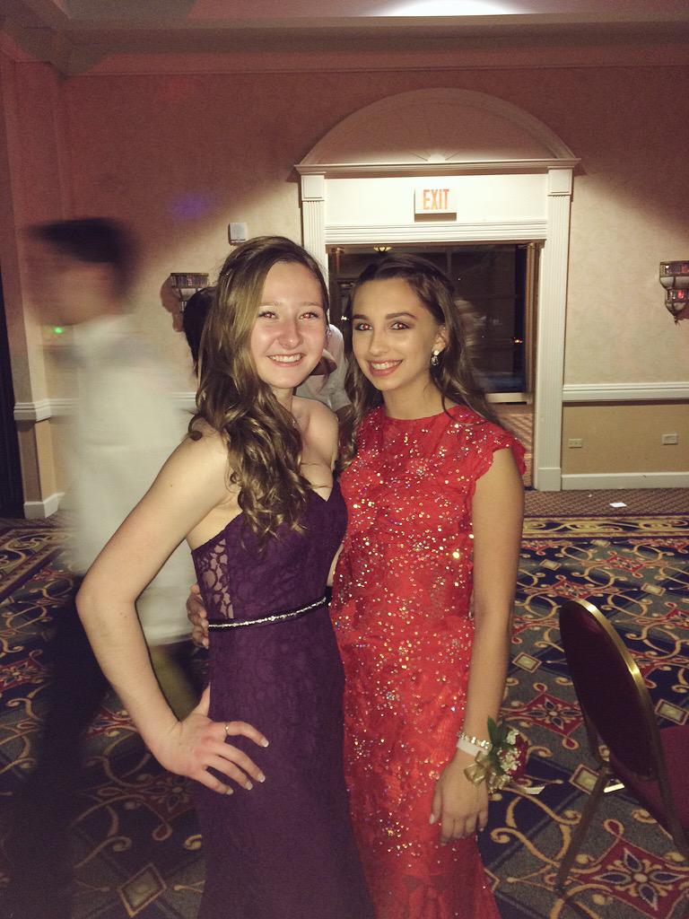 Happy 16th Birthday Amanda hope your day is going great! love and miss you to pieces! 