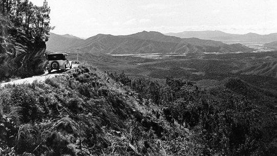 QSArchives's tweet image. #KABweek is in full swing, so let’s relax with the view from Heale’s Lookout in #1935 #QLD