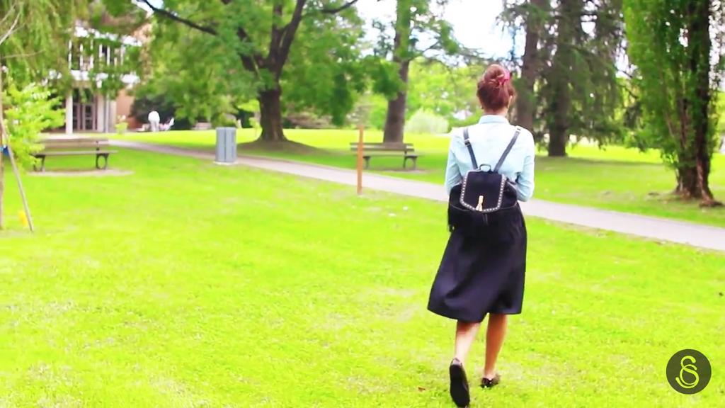 Fioutiful's tweet image. Je participe au concours #CSBACKTOSCHOOL pour le lot lycée/fac/université  (je suis en école d&apos;infirmière 💉!)