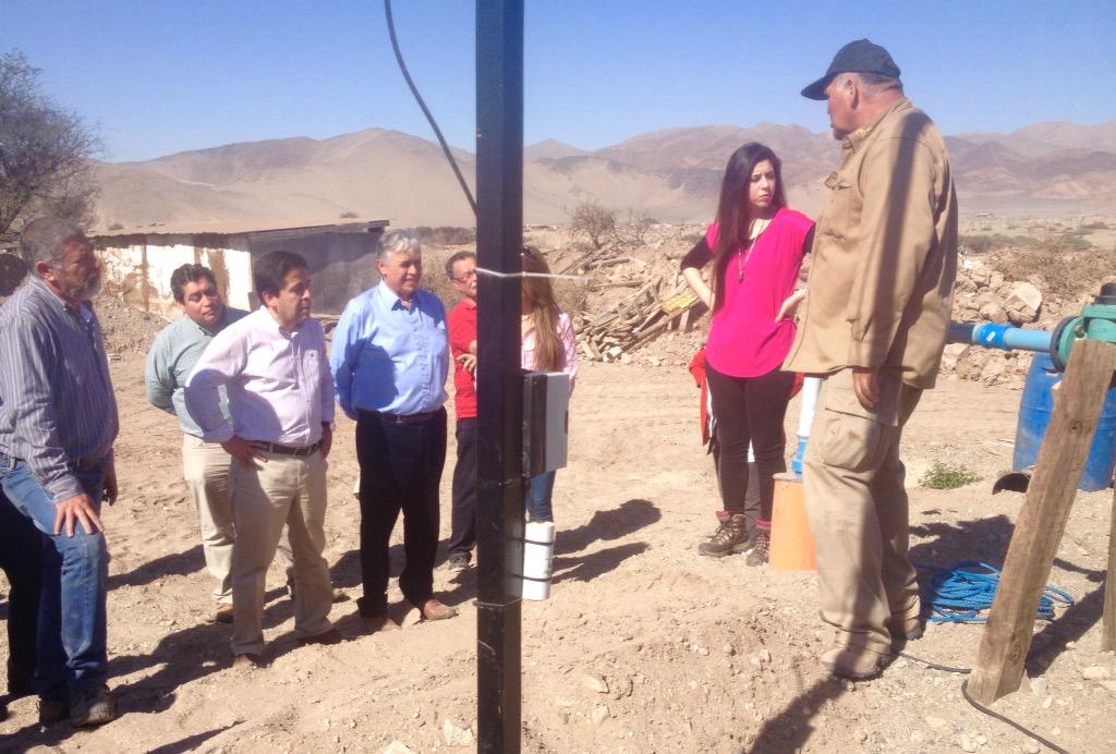 Intendente <a href="/VargasAtacama/">Miguel Vargas Correa</a> y <a href="/MinagriCL/">Ministerio de Agricultura de Chile 🇨🇱</a> apoyan y participan en siembra de frutos de la #PequeñaAgricultura #SanPedro