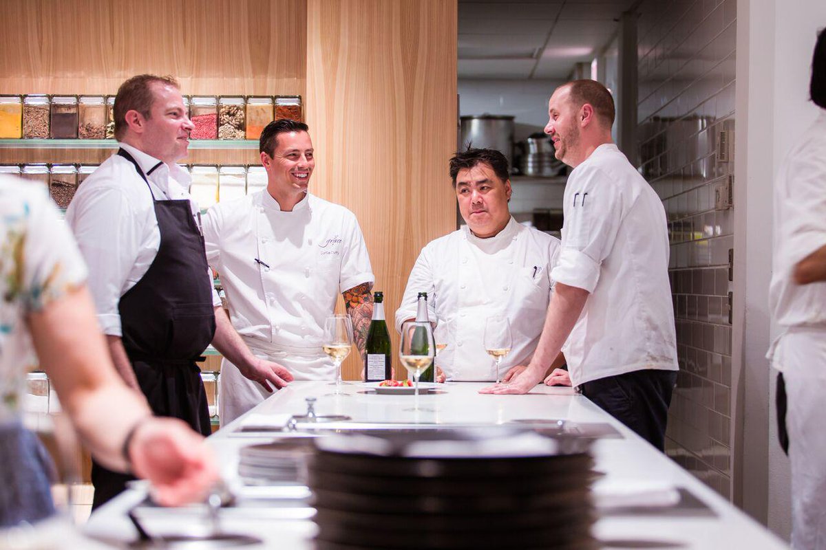 CFF_Chicago's tweet photo. #FBF #Banchet Dinner @grace_chicago with @curtisduffy @cheflents @Acadia_Chicago @matthew_kirkley @jakebickelhaupt http://t.co/Hd9hBherSc
