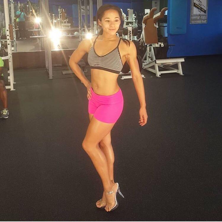 FitForeigns's tweet image. Chinese, Indian, Belgian Czech ❤️❤️
IG: @shemmy_shakes