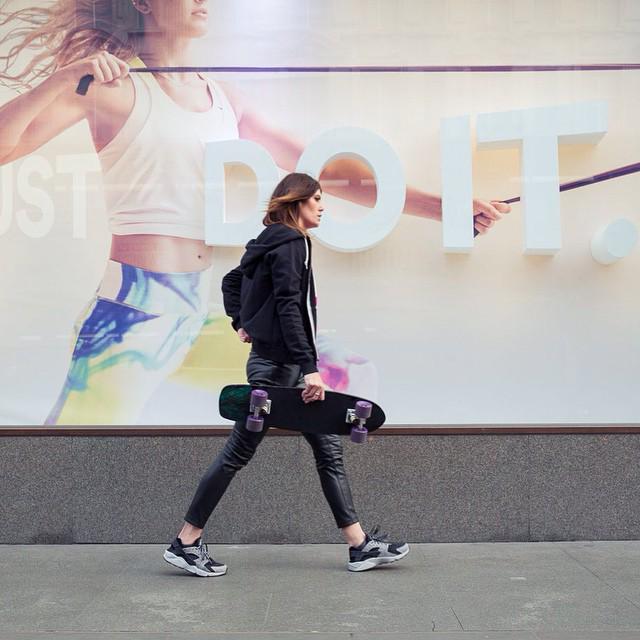 ames_collective's tweet photo. That time, I just did it with @nikesportswear in London http://t.co/vN7c63P7Lv