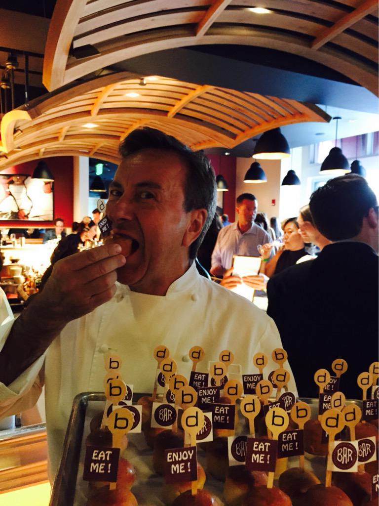 TristanCrepin's tweet photo. #garlicsausage#brioche #summerevent#charcuterie @DanielBoulud @BarBouludBOS @MO_BOSTON http://t.co/kA9kwlOCfG