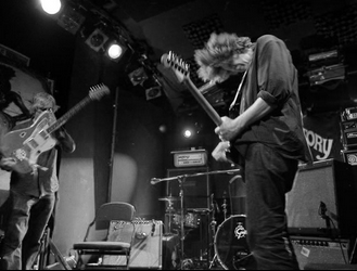 Fender's tweet photo. 1981: Moore &amp; Ranaldo adopt #Jazzmasters as core instruments in their noise-rock arsenal http://t.co/MpP0vqb0du #WBW http://t.co/3zfB0g05Rx