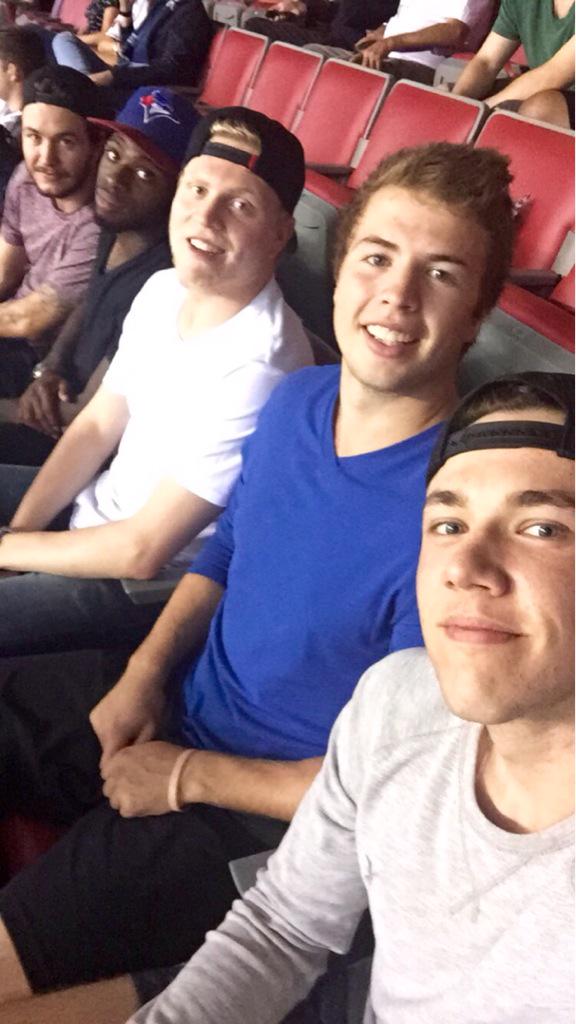 <a href="/WhitecapsFC/">X - Vancouver Whitecaps FC</a> with the boys <a href="/H_S_9/">Hunter Shinkaruk</a> <a href="/jordansubban/">Jordan Subban</a> <a href="/ColeCassels19/">Cole Cassels</a> @ashton_sautner ⚽️⚽️