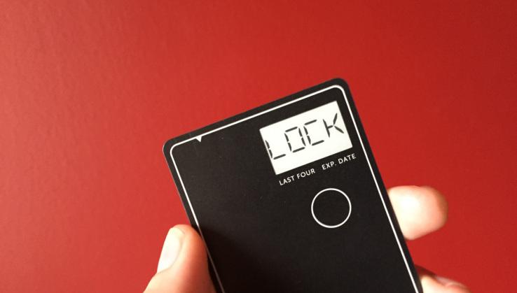 TechCrunch's tweet image. .@coin, the device that replaces all of your credit cards with one card, unveils Coin 2.0  tcrn.ch/1MNEmrk