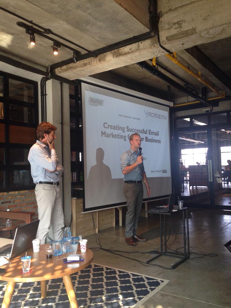 WulanMega's tweet image. We are launching #Yacademy  and this is our first workshop with MailUp.