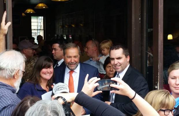 CNZkSx0UcAA_CVJ.jpg:large