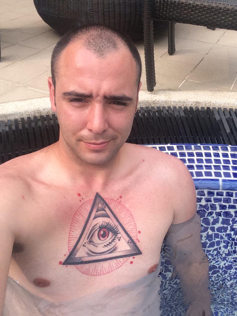 u_slice's tweet image. Jacuzzi time Phuket 30 degrees already