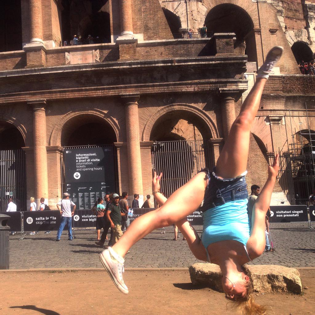 MindTheGuide's tweet image. Acrobatic #Colosseum mindtheguide.com