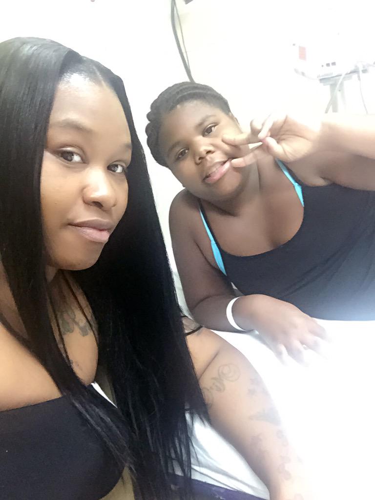 _cream____'s tweet image. Current😂😏😝👯