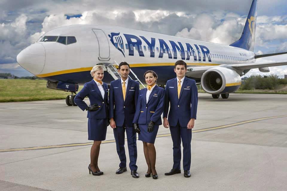 Piotr Bozyk On Twitter Finally New Uniforms Congrats Ryanair